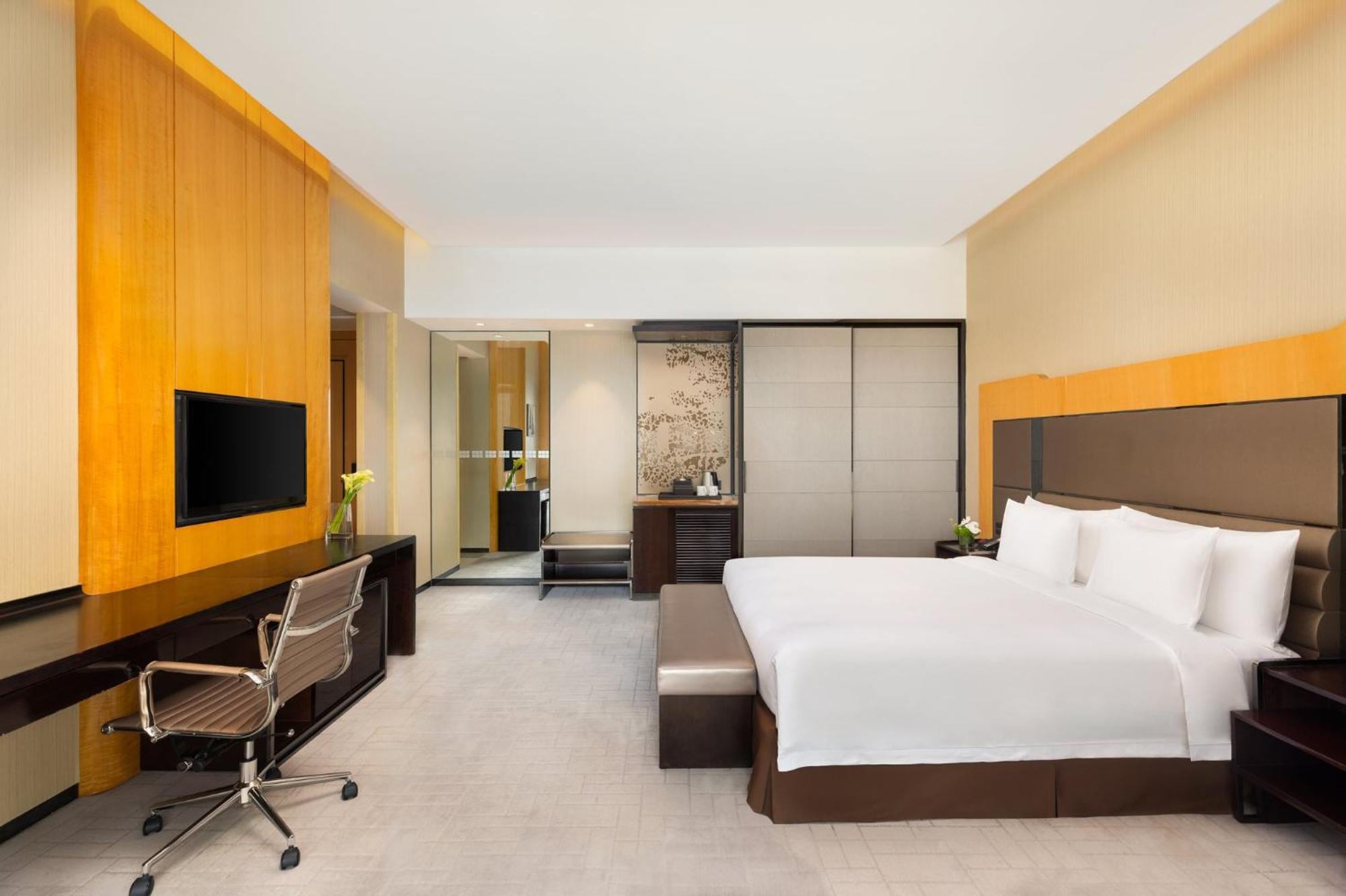 Crowne Plaza Beijing Lido By Ihg Hotel Екстериор снимка