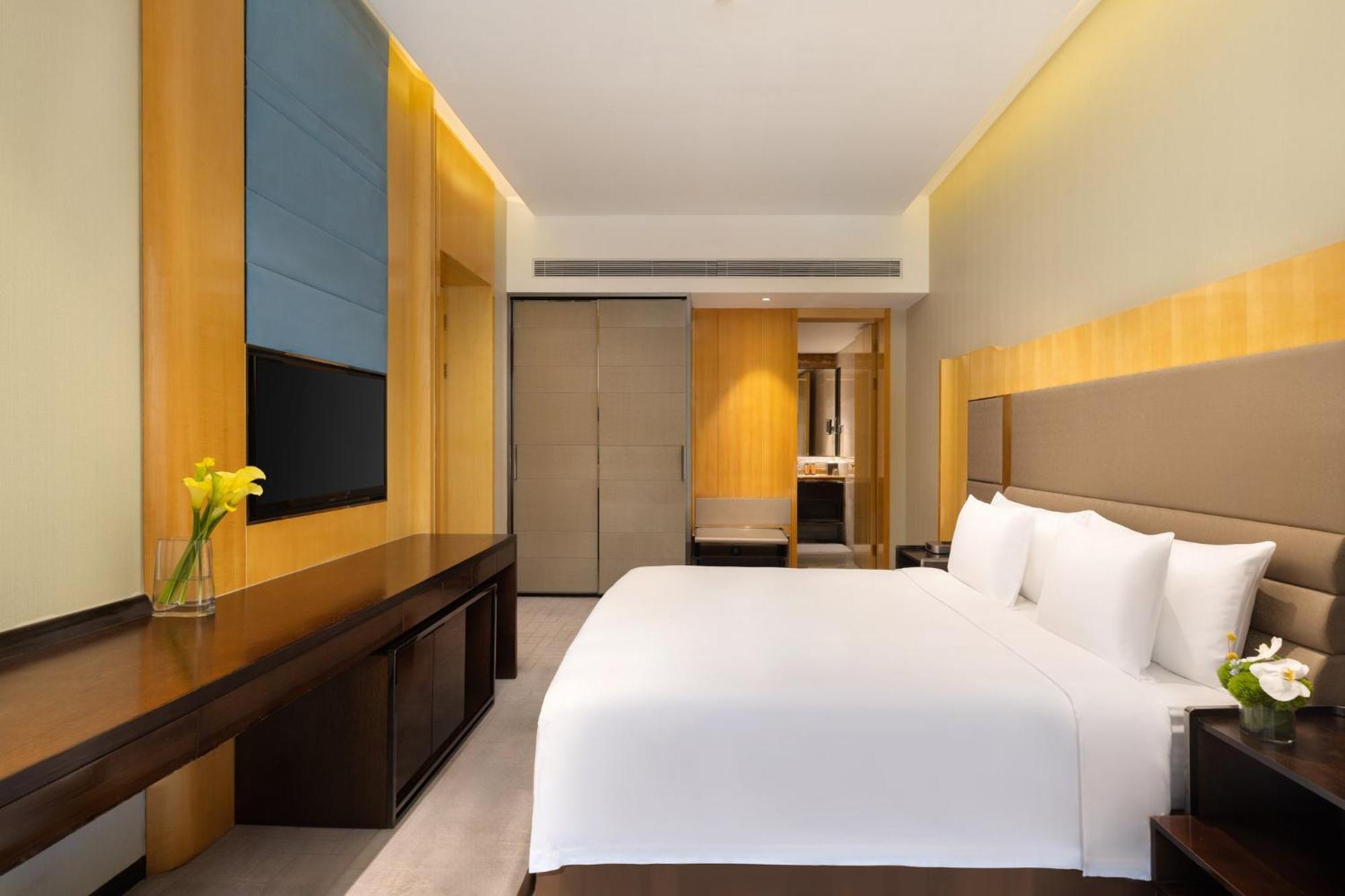 Crowne Plaza Beijing Lido By Ihg Hotel Екстериор снимка